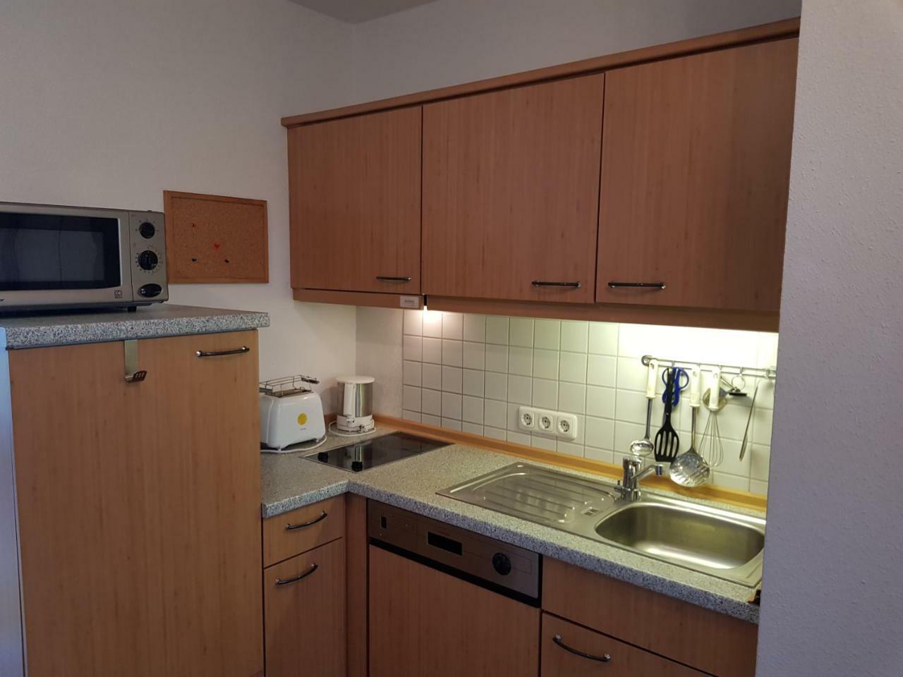 Ferienwohnung 4 im Haus am See mit Wintergarten und Terrasse Seedorf  Zimmer foto